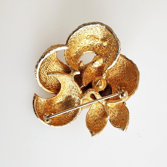 1960-S CORO SIGNED VINTAGE FRUIT BROOCH WITH SPARKLING CLEAR CRYSTALS - Picture 6 of 9